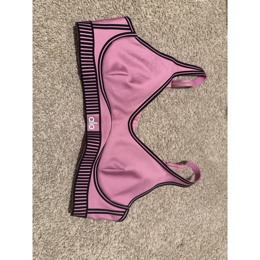 Alo Airlift Line Up Bra - Rose Medium